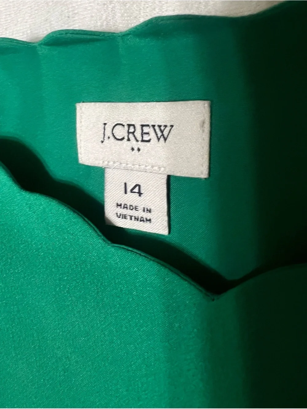 Women’s J.Crew Green Scalloped V-Neck Satin Cami size 14